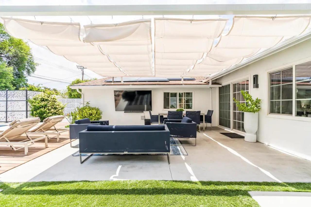 New Luxury Entertaining House With Pool Spa Sauna Tesla Charger Pets Los Angeles Exterior photo