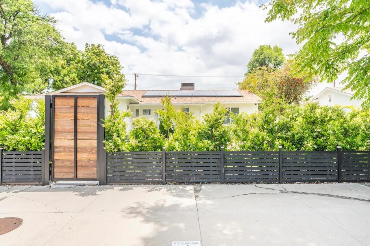 New Luxury Entertaining House With Pool Spa Sauna Tesla Charger Pets Los Angeles Exterior photo